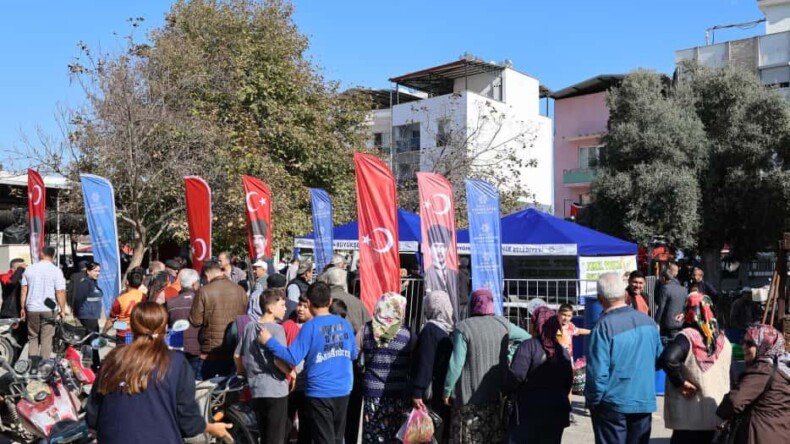BAŞKAN ÇERÇİOĞLU ATA TOHUMLARINI GELECEĞE TAŞIYOR