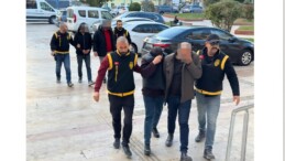 UMURLU OSB’DE SAHTE NAKLİYE ŞİRKETİ DOLANDIRICILIĞI: 4 ŞÜPHELİ TUTUKLANDI