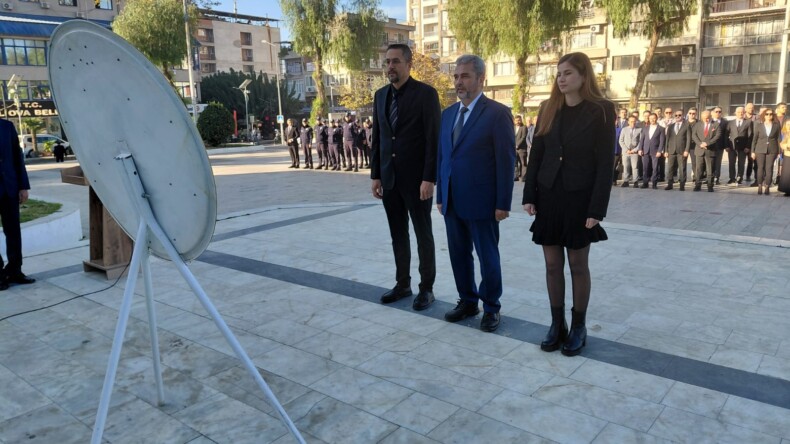 İNCİRLİOVA’DA 24 KASIM ÖĞRETMENLER GÜNÜ KUTLANDI