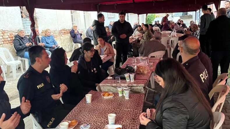Şehit Teğmen Mustafa Atakan Dut Mevlid Programıyla Yâd Edildi.