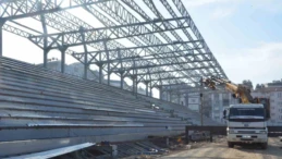 ADNAN MENDERES STADYUMU’NDA YENİDEN YAPIM ÇALIŞMALARINDA YÜZDE 75 TAMAMLANDI