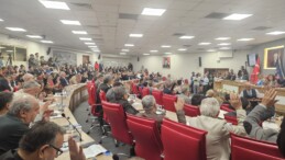 İNCİRLİOVA’NIN 6 BUÇUK YILLIK ÇİLESİNİ CHP BİTİRDİ