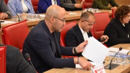 BURAK ZENCİRCİ MECLİS TOPLANTISI SONRASI AÇIKLAMALARDA BULUNDU