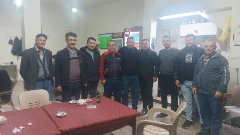 Refik Erdoğan’dan Meşeli ve Çarıklar Mahallesi Esnafına Ziyaret