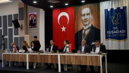 KUŞADASI BELEDİYE MECLİSİ YILIN SON TOPLANTISINI YAPTI