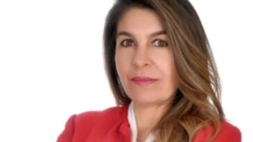 İYİ Parti Kuşadası Belediye Meclis Üyesi Eda Yurtcan İstifa Etti