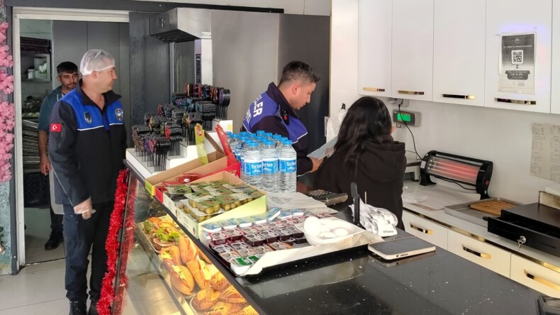 EFELER BELEDİYESİ’NDEN YILBAŞI ÖNCESİ GIDA GÜVENLİĞİ SEFERBERLİĞİ