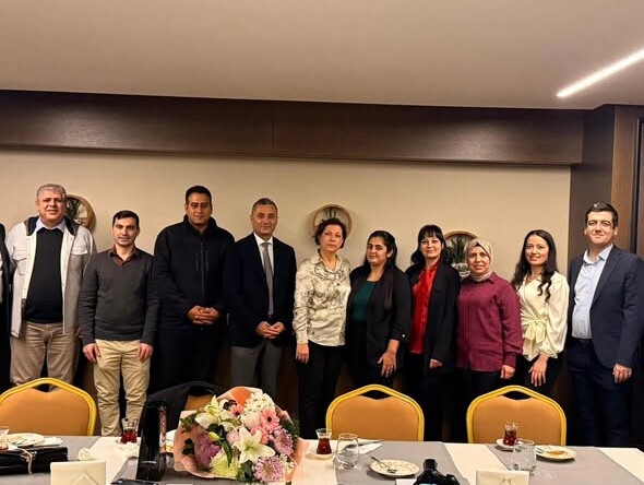 İncirliova’da Bilkay Çetinkaya’ya Vefa: Emeklilik Onuruna Veda Yemeği Düzenlendi