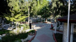 “MEZARLIKLAR DÜZENLİ VE EKSİKSİZ BİR ŞEKİLDE DEVREDİLDİ”