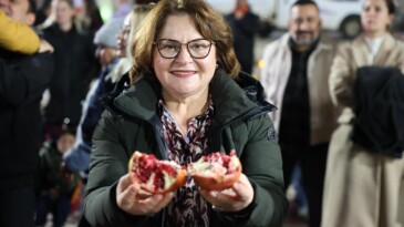 GELENEKLERDEN GELECEĞE: NARDUGAN BAYRAMI CUMHURİYET KENT MEYDANI’NDA COŞKUYLA KUTLANDI