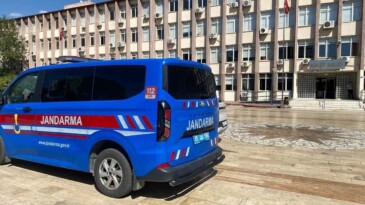 Efeler’de Jandarmadan Uyuşturucuya Büyük Darbe: 152 Bin 800 Adet Sentetik Ecza Ele Geçirildi