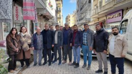 İNCİRLİOVA’DA ERCAN UÇAK’TAN GÖVDE GÖSTERİSİ GİBİ ESNAF ZİYARETİ