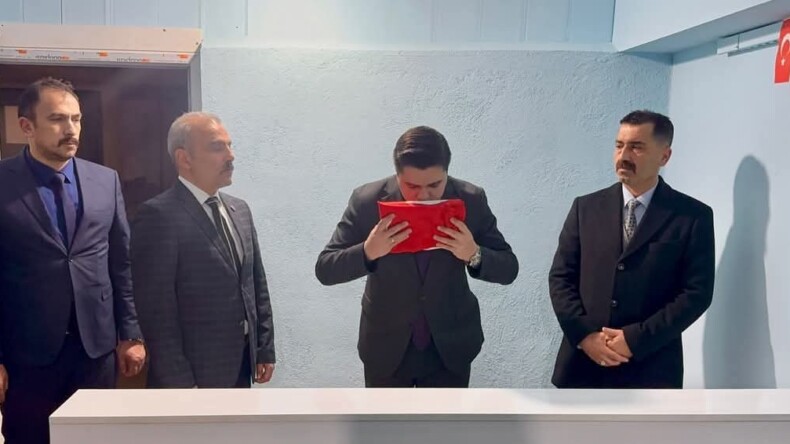 Ülkü Ocakları İncirliova İlçe Başkanlığı’nda Devir Teslim