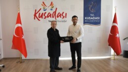 UNESCO’DAN ÖDÜL ALAN KÖRÜKLÜ ÇİZME USTASI’NDAN BAŞKAN ÖMER GÜNEL’E ANLAMLI ZİYARET