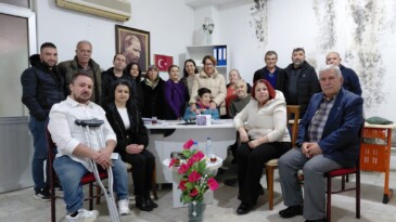 İYİ Parti İncirliova Kadın Kolları’ndan STK’lara Anlamlı Ziyaretler