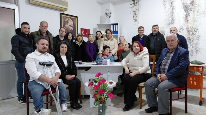 İYİ Parti İncirliova Kadın Kolları’ndan STK’lara Anlamlı Ziyaretler
