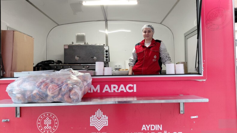 AYDIN VAKIFLAR BÖLGE MÜDÜRLÜĞÜ’NDEN İNCİRLİOVA’DA GÖNÜLLERİ ISITAN HİZMET