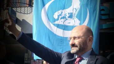 MHP Didim İlçe Başkanlığı’nda Bayrak Değişimi: Kürşat Fatih Esen Göreve Getirildi