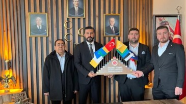 Toplu Ailesi’nden MHP Aydın İl Başkanı Osman Gazi Cihangiroğlu’na Anlamlı Ziyaret