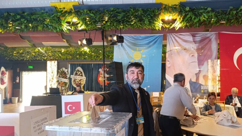 “Bir Çuvaldız Meselesi” Murat Mıkcı’dan İYİ Parti Yönetimine Parti İçi Demokrasi Çağrısı
