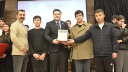 Ülkü Ocakları Aydın’da Bilgi Yarışması Coşkusu: Şampiyon İncirliova Ortaöğretim Teşkilatı
