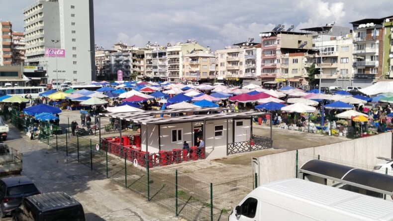 KURTULUŞ SEMT PAZARI YENİ YERİNDE HİZMETE BAŞLADI