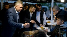 KUŞADASI BELEDİYESİ’NDEN RAMAZAN AYI BOYUNCA 18 BİN KİŞİLİK İFTAR YEMEĞİ