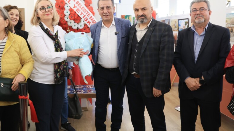 KADINLARIN ESERLERİ BÜYÜK BEĞENİ TOPLADI
