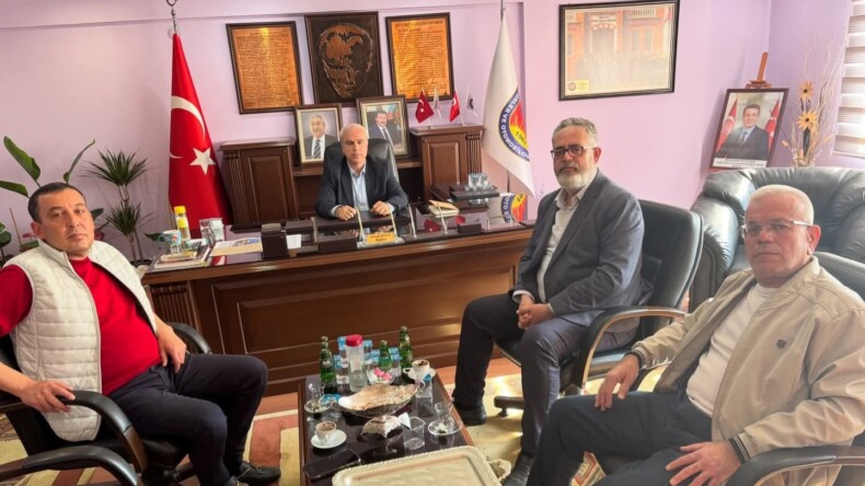 ANAHTAR PARTİ’DEN ŞOFÖRLER ODASI BAŞKANI AYSEl’E ZİYARET