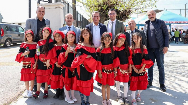 BAŞKAN ANIL YETİŞKİN DÜNYA ROMANLAR GÜNÜ ETKİNLİĞİNE KATILDI