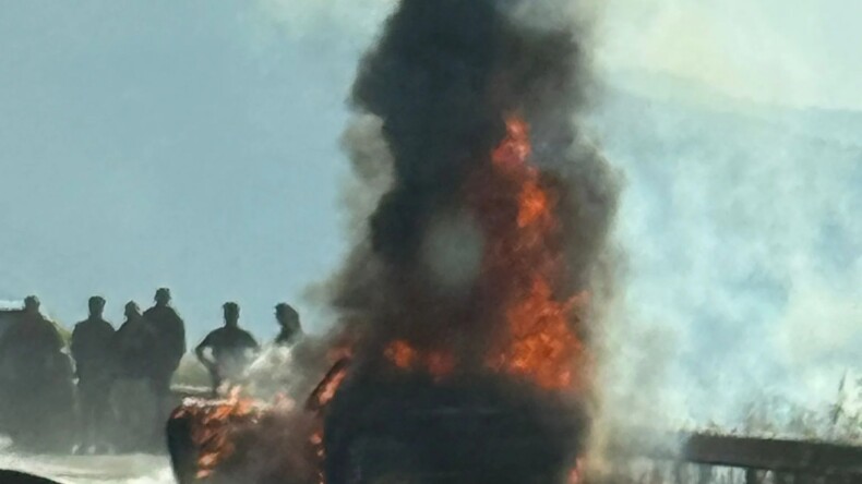 AYDIN-İZMİR OTOYOLUNDA KORKUTAN ARAÇ YANGINI