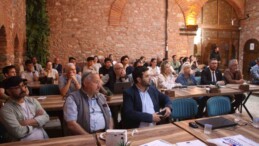 AYDIN’DA GAZETECİLERE DİJİTAL MEDYA VE YAPAY ZEKA EĞİTİMİ