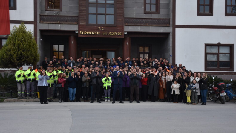 GELİR DEĞİL EMEK: 1 MAYIS’TA GERMENCİK BELEDİYESİ’NİN İŞLETMELERİ KAPALI
