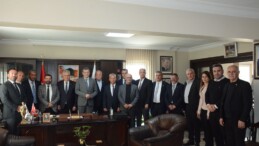 Kuşadası’nda Künkcü rüzgarı: Destek çığ gibi büyüyor