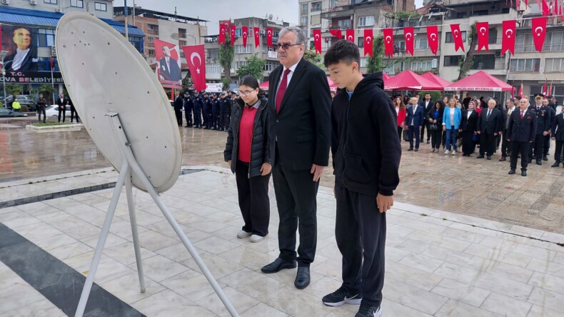 İncirliova’da 23 Nisan’ın 106. Yılı Coşkuyla Kutlandı