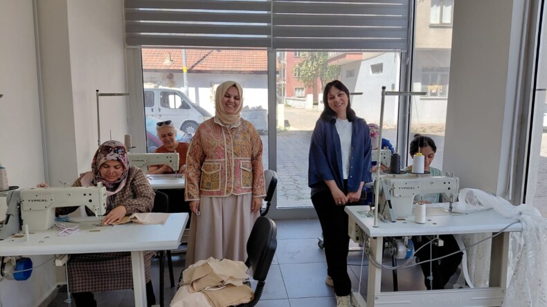 İncirliova’nın Üreten Kadınları SODAM’da Buluşuyor: Hem Öğreniyor Hem Kazanıyorlar