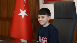 Nazilli Belediye Başkanı Dr. Ertuğrul Tetik’ten 23 Nisan Mesajı
