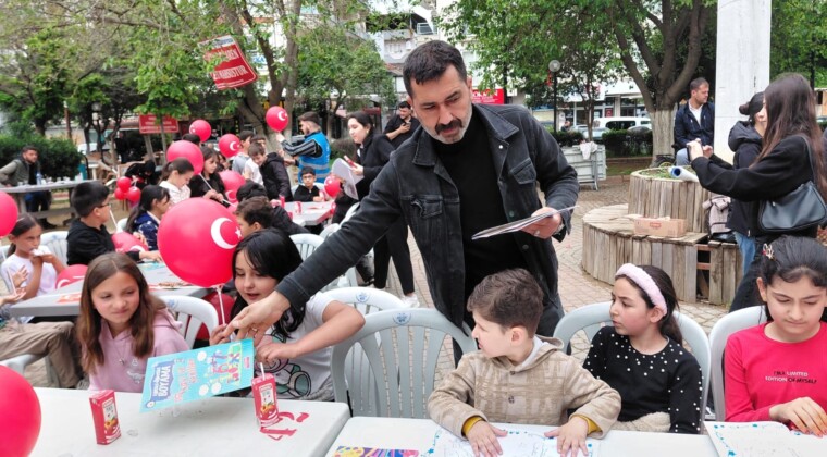 İncirliova Ülkü Ocakları’ndan 23 Nisan’da Anlamlı Etkinlik