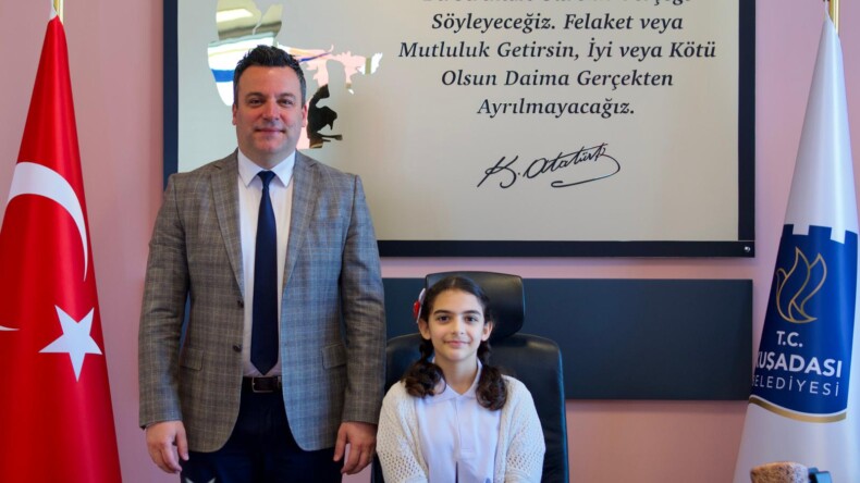 KUŞADASI BELEDİYESİ 23 NİSAN GELENEĞİNİ BU YIL DA DEVAM ETTİRDİ