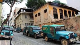 AYDIN’IN SOKAKLARINDA NOSTALJİ RÜZGARI: YEŞİL CİPLER ŞEHRİN SİMGESİ OLDU