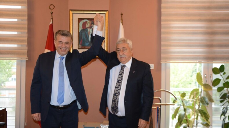 Künkcü’den teşekkür: ‘Esnafın hizmetkârı olmaya devam edeceğiz’
