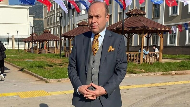 Yenipazar’da Feci Kaza: İlçe Gençlik ve Spor Müdürü Ağır Yaralandı