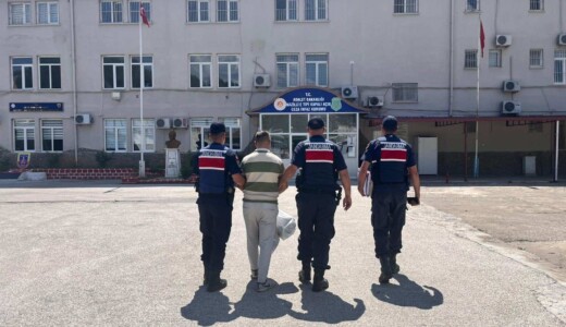 Karacasu’da 15 Yıl 10 Ay Hapis Cezası Bulunan Hükümlü Yakalandı