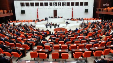 CHP’DEN AYRILAN MİLLETVEKİLLERİ TBMM KAYITLARINDA BAĞIMSIZ OLARAK YER ALDI