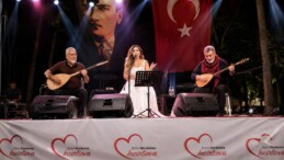  İncirliova’da Dayanışma Gecesi: Cem Evi İçin Düzenlenen Destek Konseri Büyük İlgi Gördü