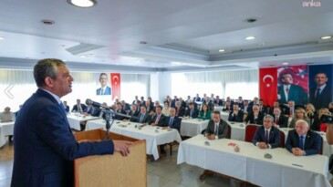 YENİ PARTİ’NİN ROTASINI ÖZGÜR ÖZEL ÇİZECEK