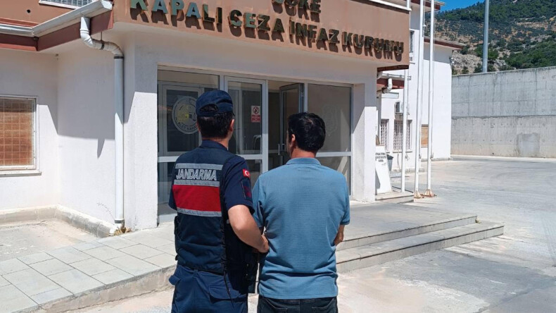 Söke’de uyuşturucu suçundan 8 yıl 4 ay hapis cezası bulunan hükümlü yakalandı