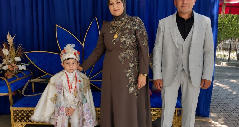 BAHTİYAR EFE OTUR ERKEKLİĞE İLK ADIMINI ATTI