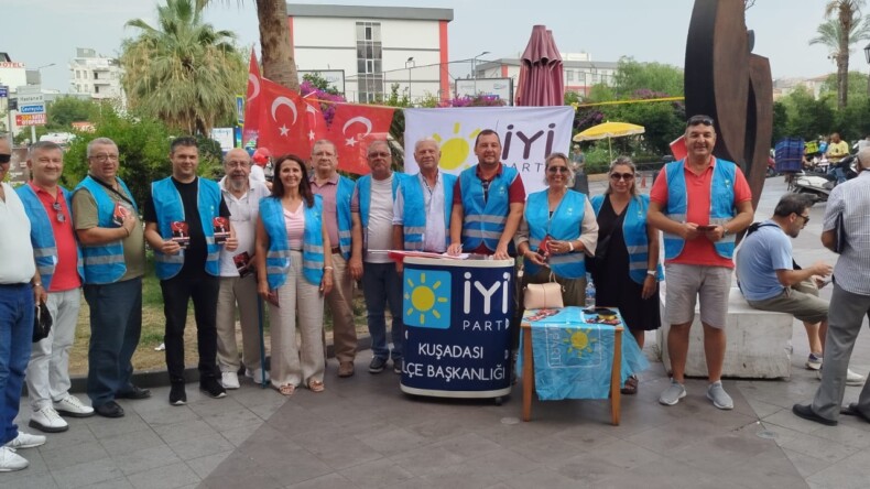 İYİ Parti Kuşadası’ndan Büyük Bayrak Mitingi İçin Davet Çalışması