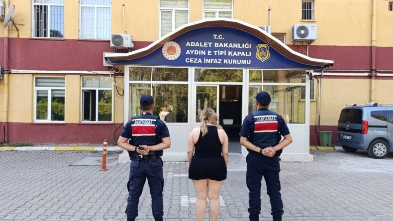 Kuşadası’nda uyuşturucu suçundan 10 yıl 2 ay hapis cezası bulunan hükümlü yakalandı